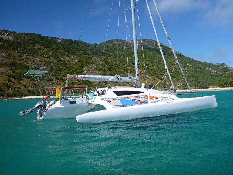 Photo Gallery | Corsair Marine Trimarans - Trimarans For Efforless ...